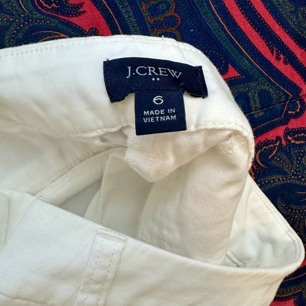 White Short Bundle - Picture 3 of 4